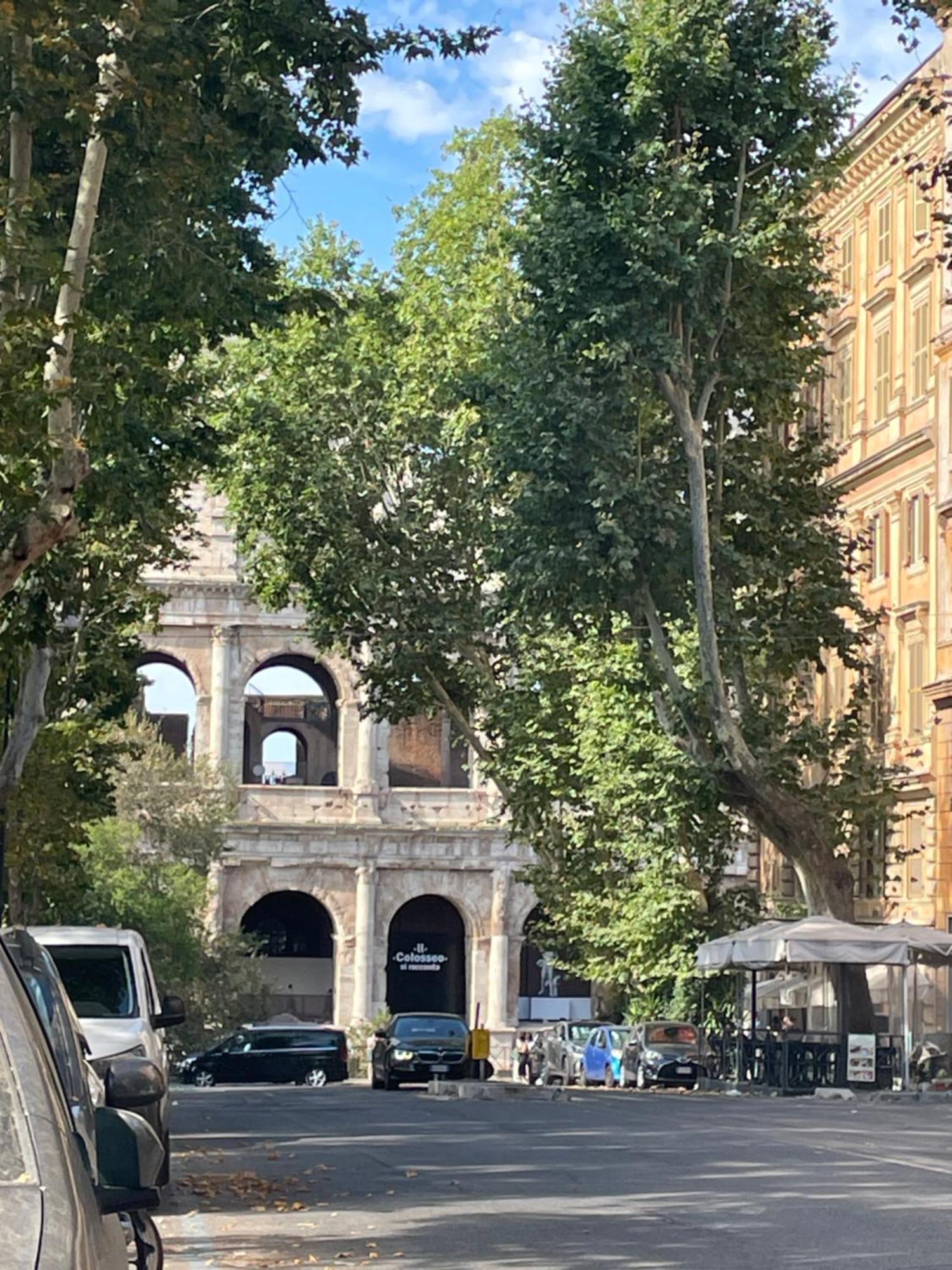 Al Parco Del Colosseo Рим Экстерьер фото